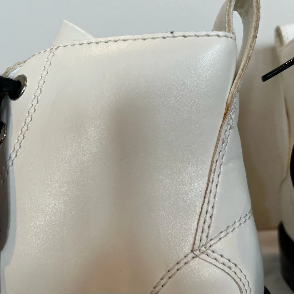 ABOUND-NWT White Combat Lace Up Ankle Boots With Black Laces Size 7.5